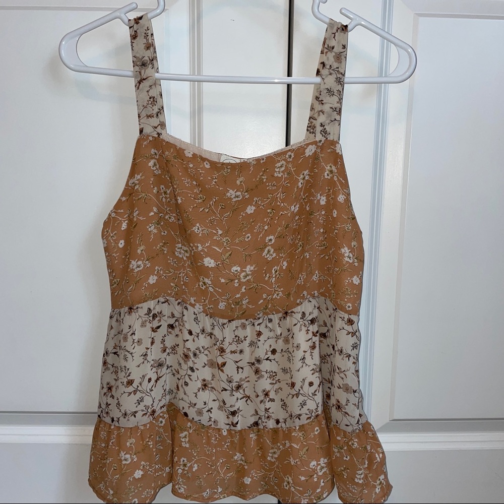 Neutral floral tank top size small